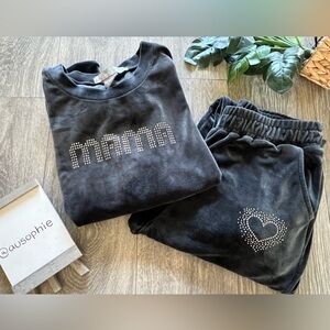 Lark + Grey “Mama” maternity velour sweatsuit in charcoal. Size M